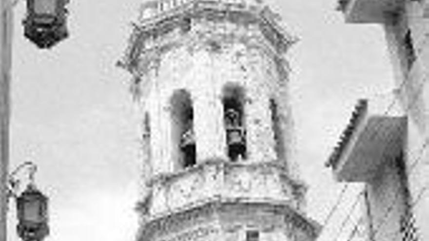 El campanar de la iglesia Arciprestal cumple 300 años