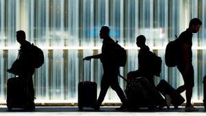 Pasajeros en el Aeropuerto del Prat.