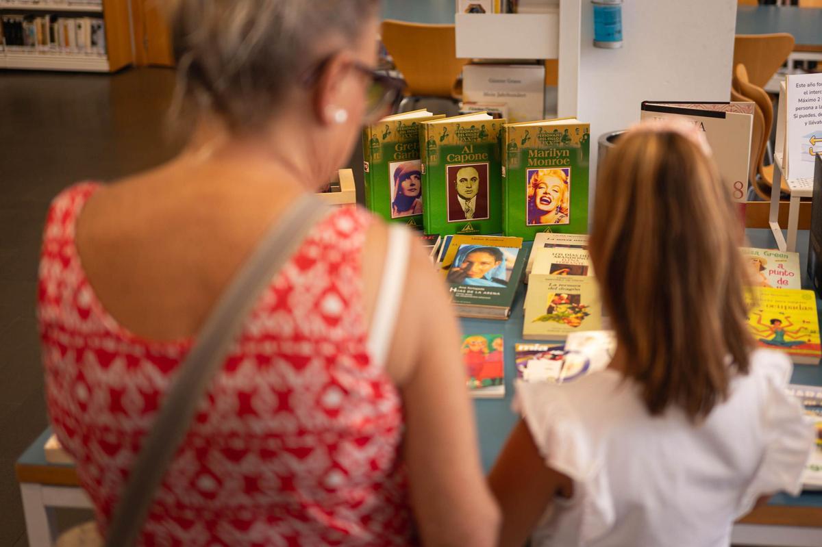 Décima edición de la Suelta de Libros de Santa Úrsula con la participación activa de la ciudadanía. Décima edición de la Suelta de Libros de Santa Úrsula con la participación activa de la ciudadanía.