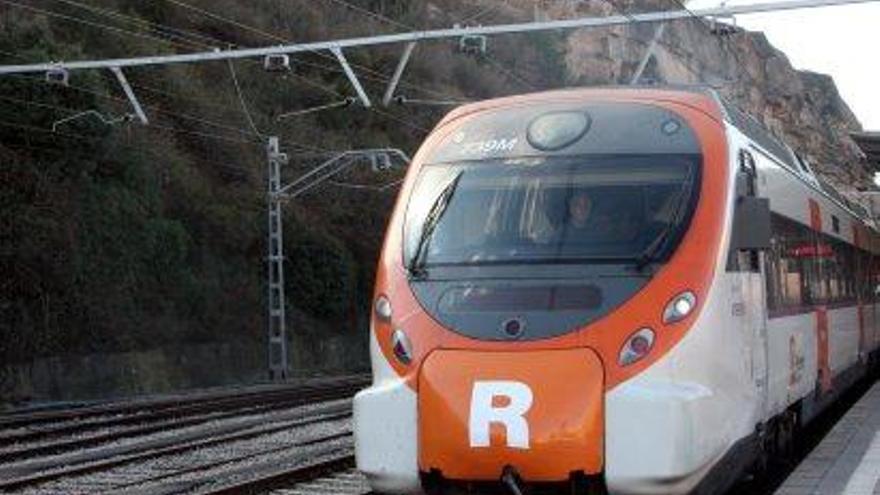 Les ràfegues de vent van fer alentir els combois de Rodalies