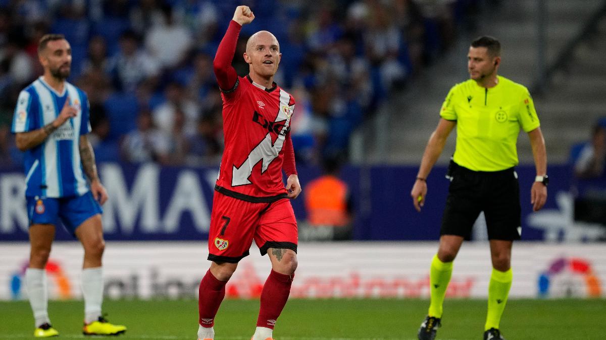 ¡Qué golazo! Así abrió Isi el marcador en el RCDE Stadium