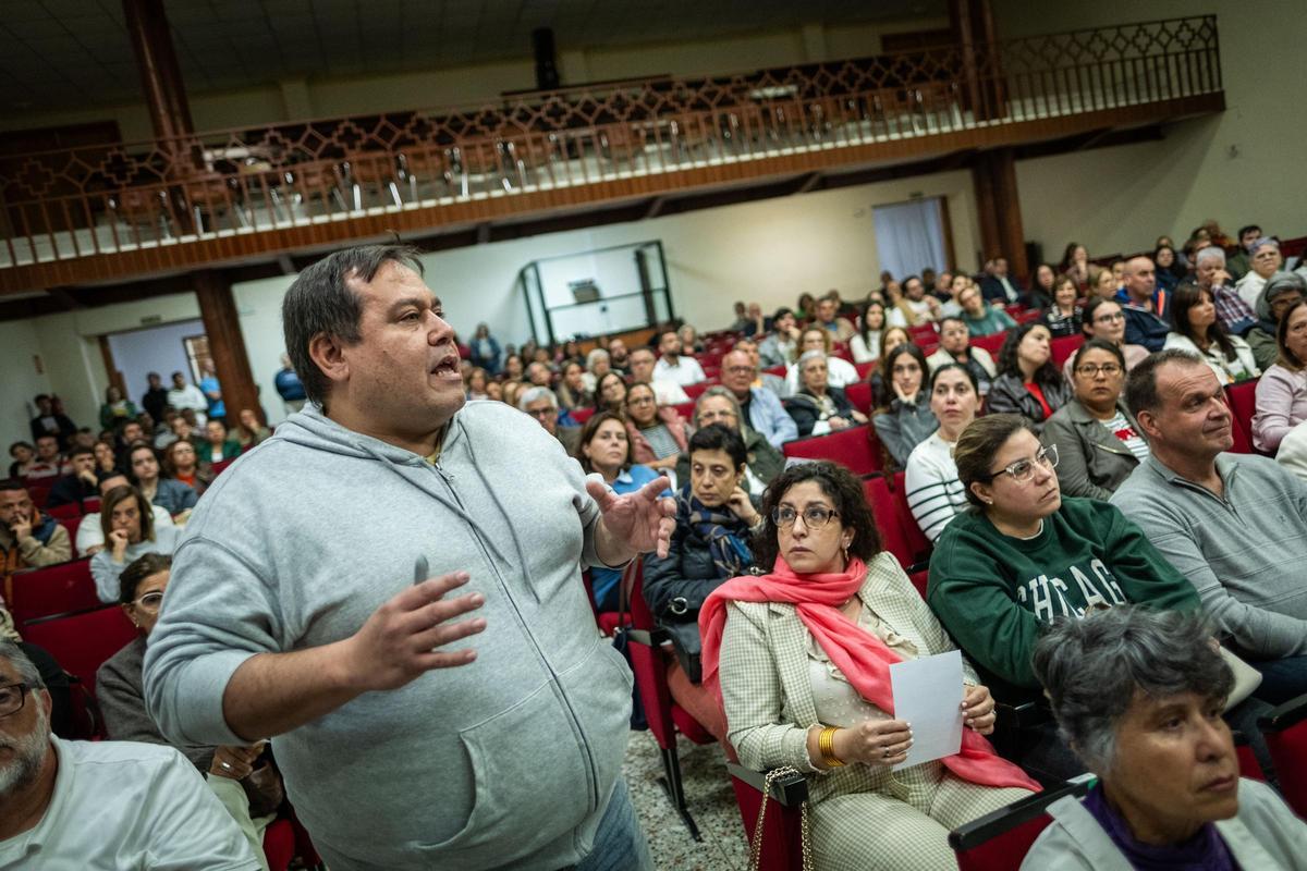Reunión con los voluntarios del papa en el Seminario