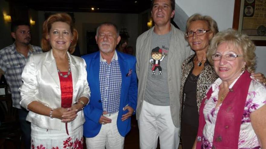 Pepi Gil, Pepe Infante, Javier Ojeda, Carmina Morón e Isabel Faura.