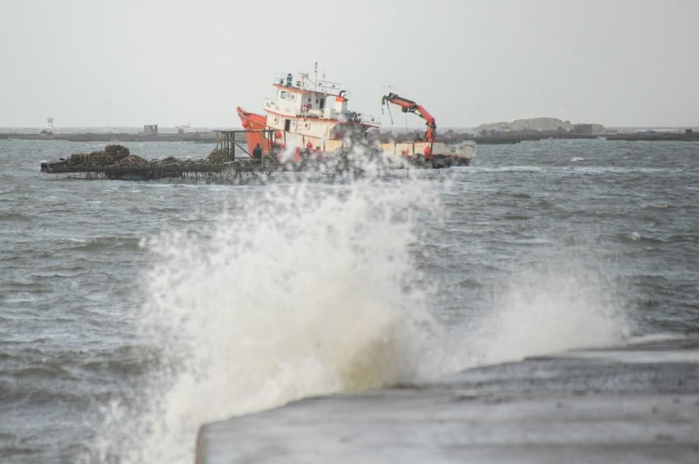 Los efectos del temporal Kurt en Arousa