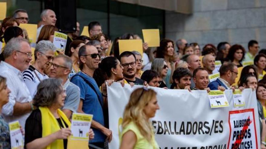 Moncloa porta al TC la resolució del 9-N a tres dies de la reunió Torra-Sánchez