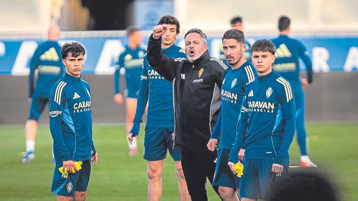 Larios, Juan Sebastián, Toni Moya y Pinilla, junto a David Navarro este lunes.