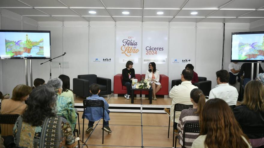 Pepe Cercas y Sonia Gara encienden la Feria del Libro en Cáceres