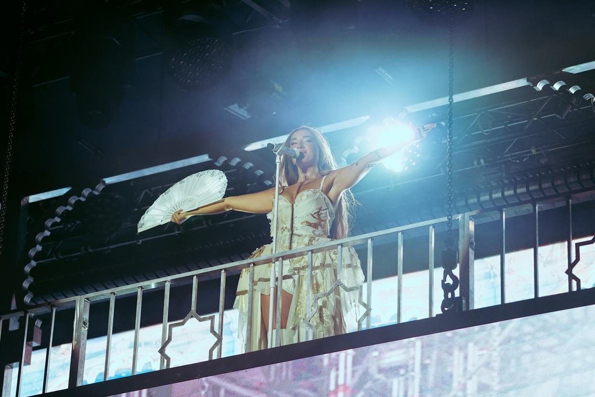Las mejores imágenes del concierto de Lola Indigo en Icónica Santalucía Sevilla Fest
