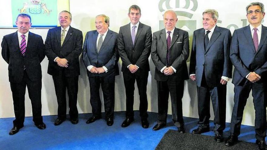 Expresidentes del Gobierno de Canaria, sin Adán Martín.