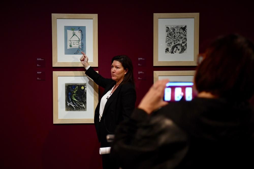 Inauguración de una muestra de Chagall en la Fundación Barrié