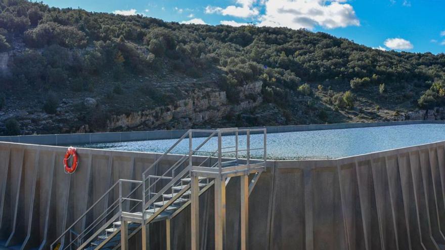 Les basses per obtindre aigua estan a la Torre Segura (imatge) i la Fàbrica Giner. | MEDITERRÁNEO