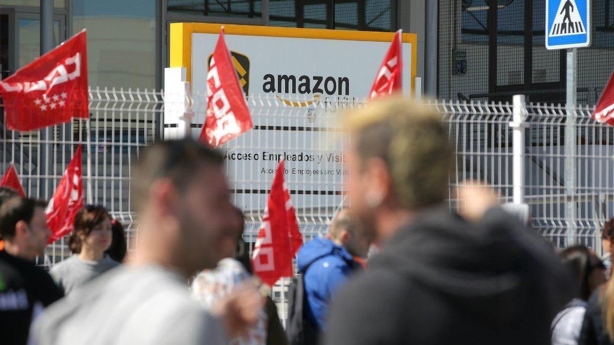 Las huelgas en Correos y Amazon complican el Black Friday