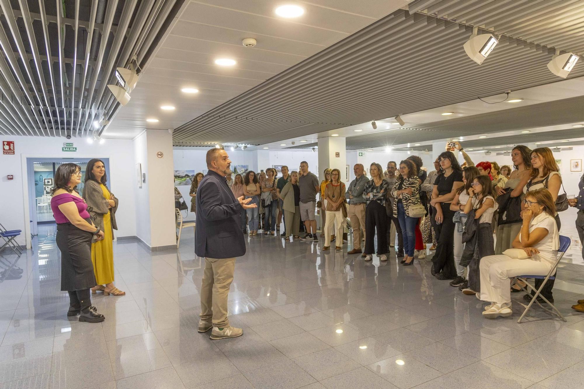 “Equinoccios”: tres artistas trazan un relato visual a través de la acuarela