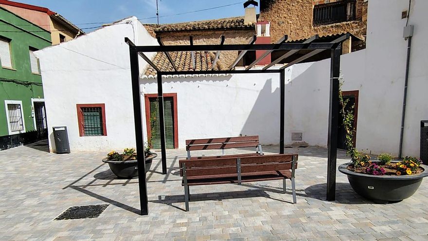 Así luce el barrio de San Antón de Villena tras las obras de reurbanización