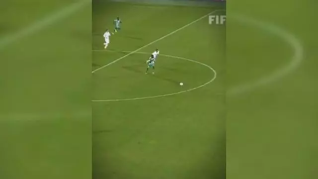 Justicia en el césped: Cuando un compañero de equipo te quiere robar un gol pero no lo consigue