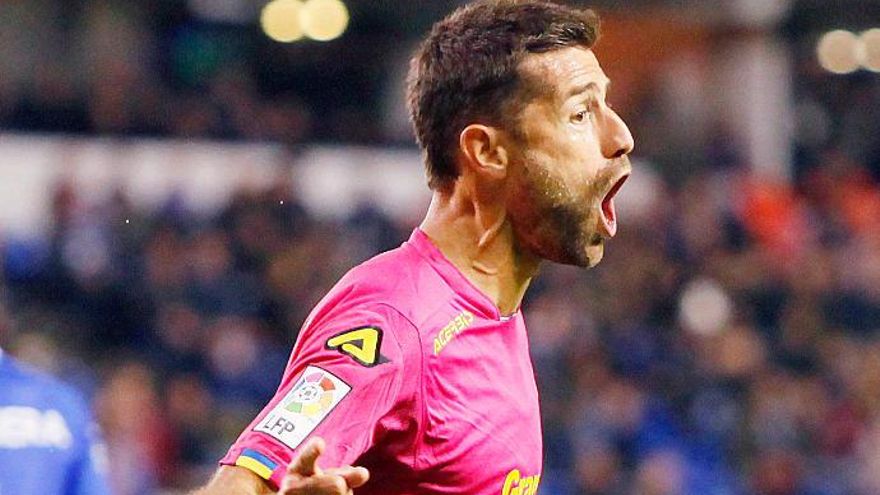 David García festeja su tanto en Riazor.