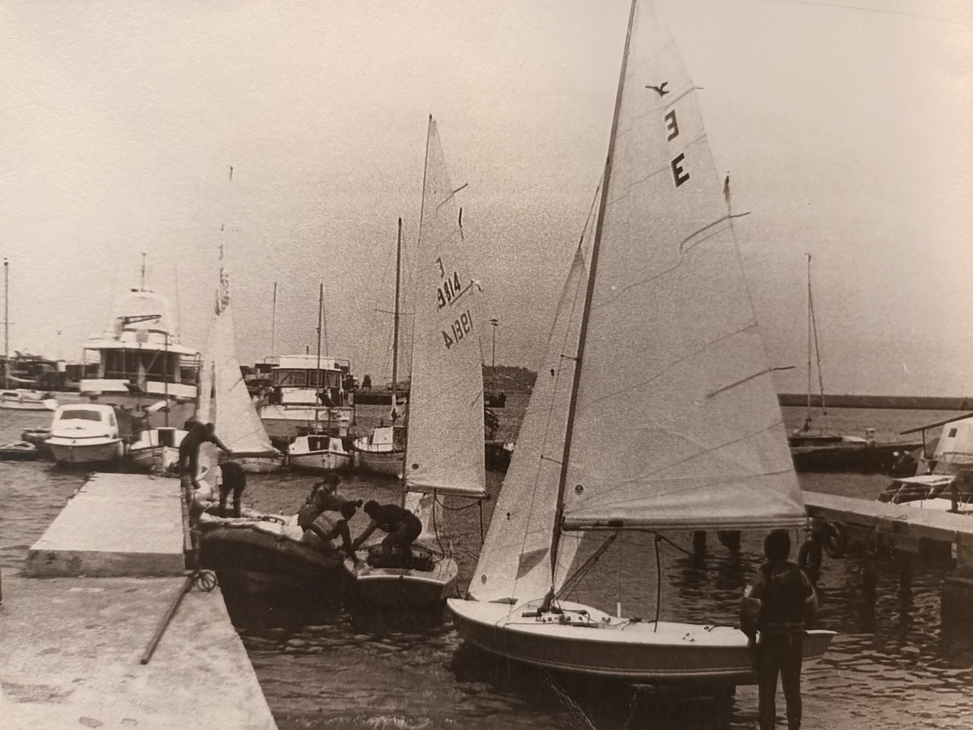 Snipes fabricados en Ibiza (1945).