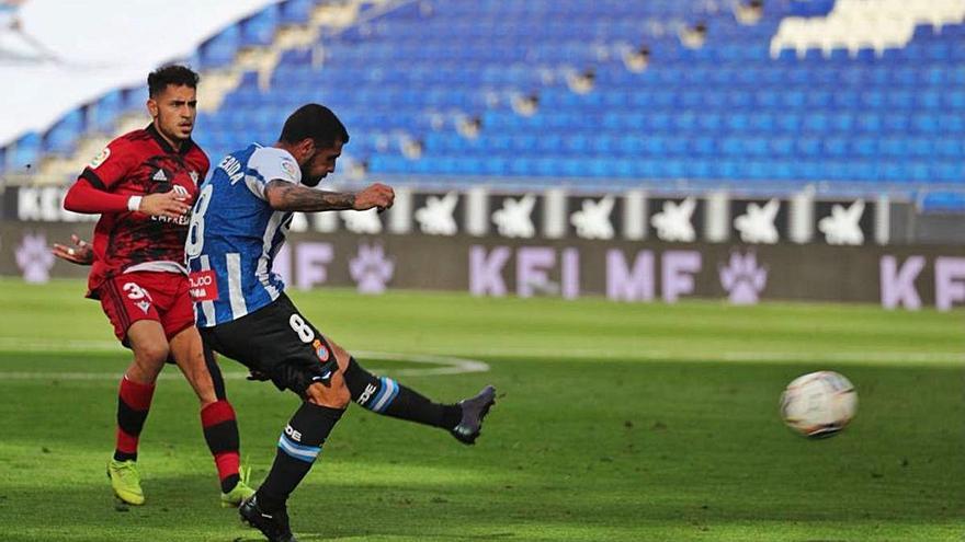 Fran Mérida va obrir el marcador amb un gran gol.