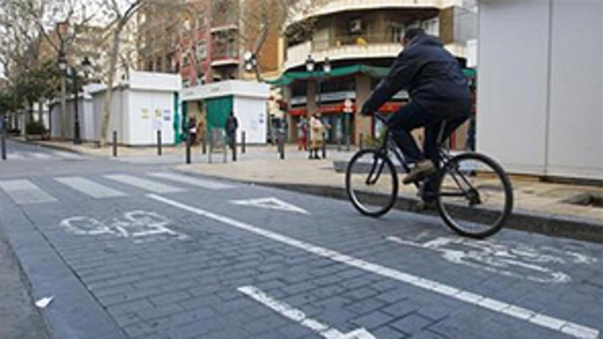 Carril bici de la rambla de Just Oliveras de L'Hospitalet.