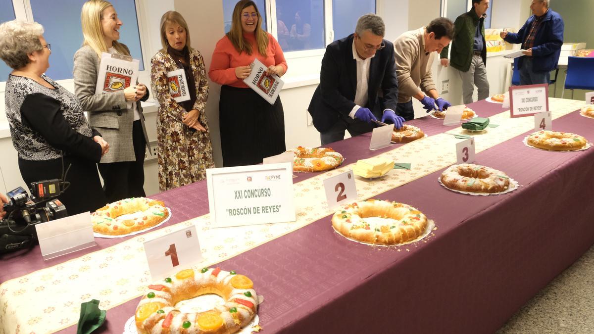La panadería Castell de San Blas gana el primer premio del concurso de roscones de Alicante