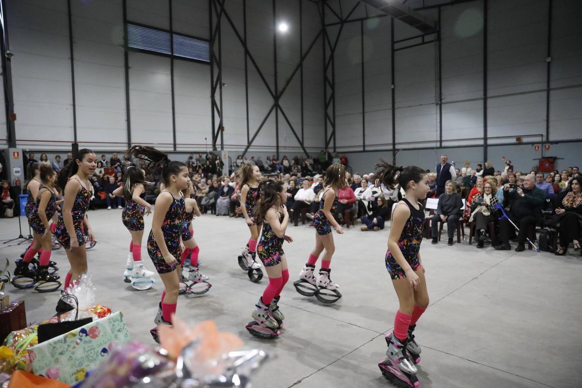 Así fue la gala contra el cáncer de Laviana, que llenó el recinto ferial