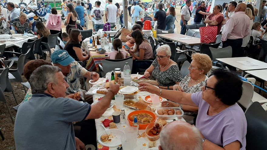 Tonada, deporte, grandes verbenas y concurso de escanciadores para celebrar el centenario de El Carbayu de Lugones: este es el programa para no perderse detalle