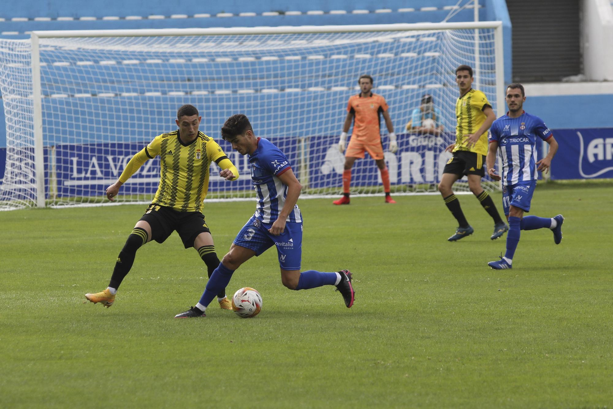 Las imágenes del partido del Oviedo contra el Avilés