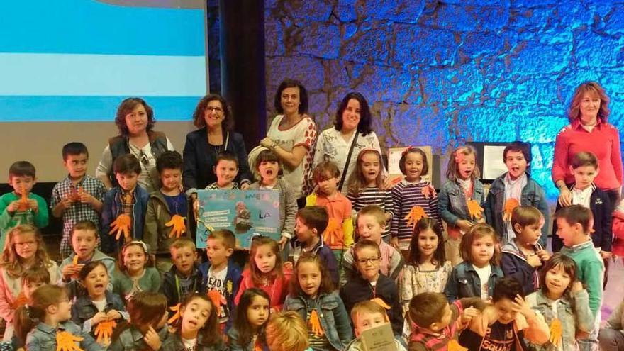 La escuela infantil Peña Careses gana el concurso de relatos de Cogersa