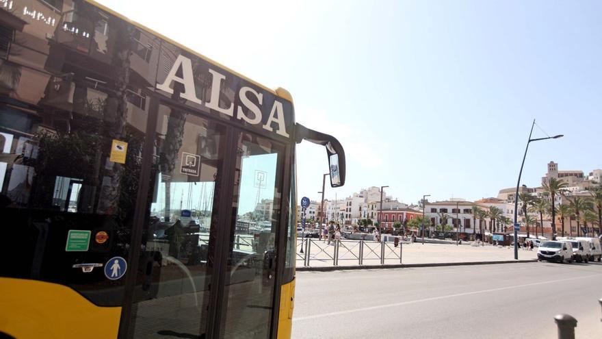 Posada en marxa de la línia d&#039;autobús L45B per donar servei als pacients  del centre de Salut de Vila