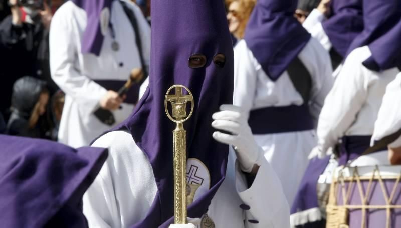 Imágenes de la procesión Abrazado a la Cruz