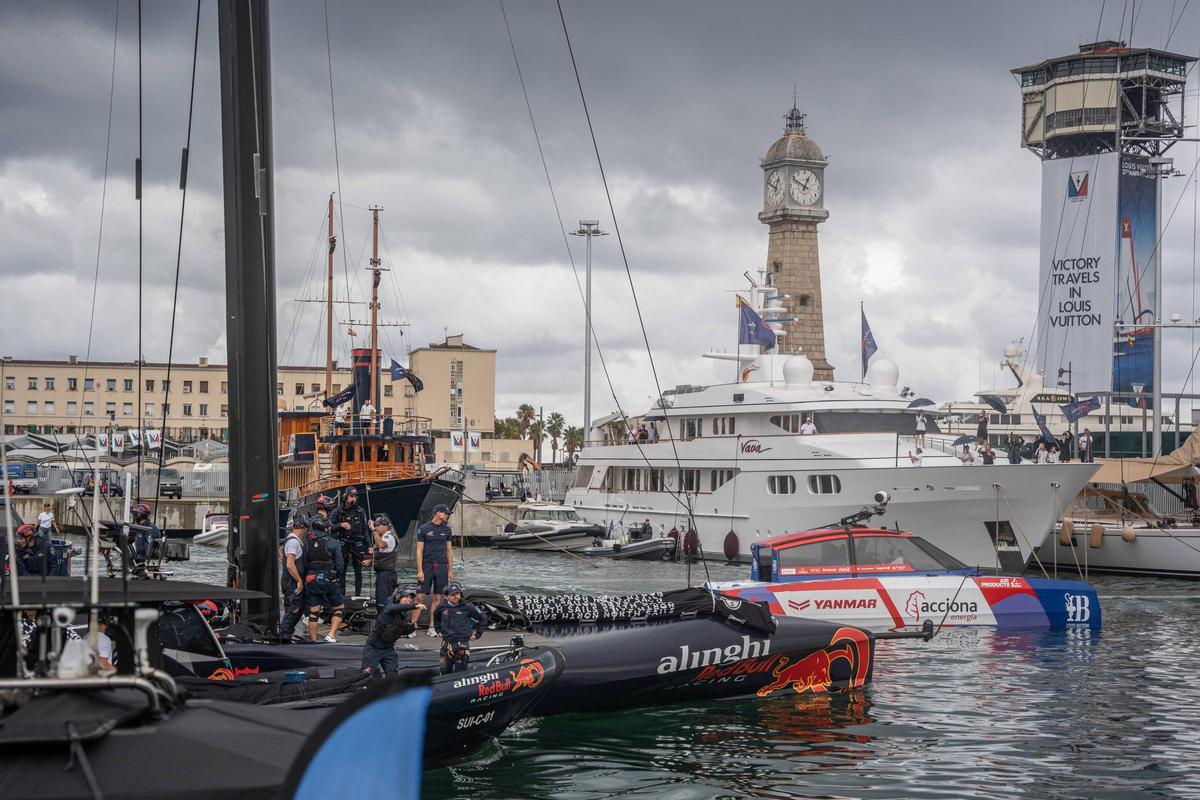 Dock out del Alenghi Red Bull en la Copa América animados por sus fans