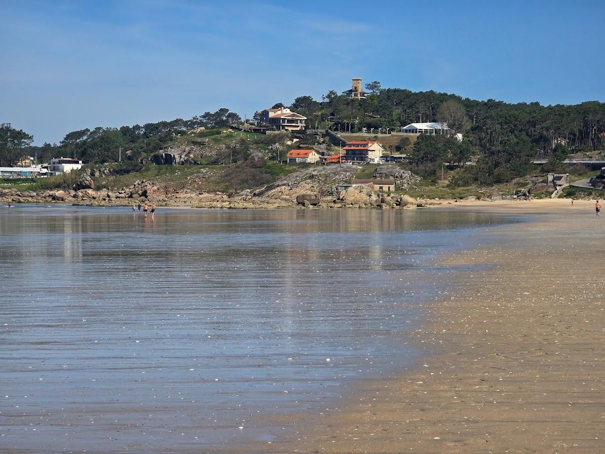 La radiante imagen que ofreció estos días la playa de A Lanzada, durante la llamativa bajamar.