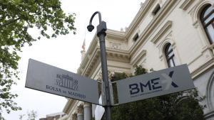 Les tensions a l'Orient Pròxim colpegen les Borses europees i eleven el cru més d'un 4%