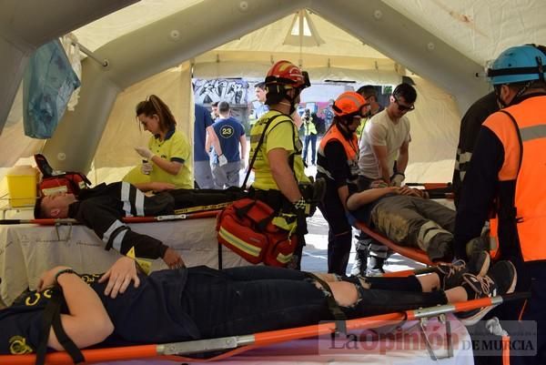 Simulacro de la UME en Alcantarilla