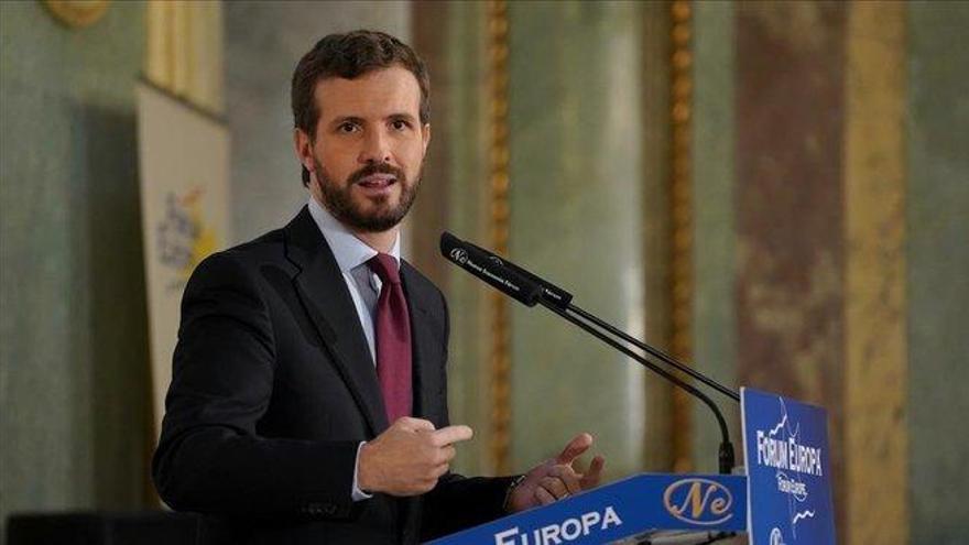 Casado habló con Rivera y Abascal tras el 10-N y abrirá una interlocución antes de constituirse las Cortes