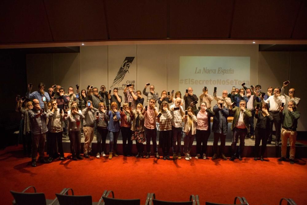 Periodistas se concentran en favor de la libertad de información