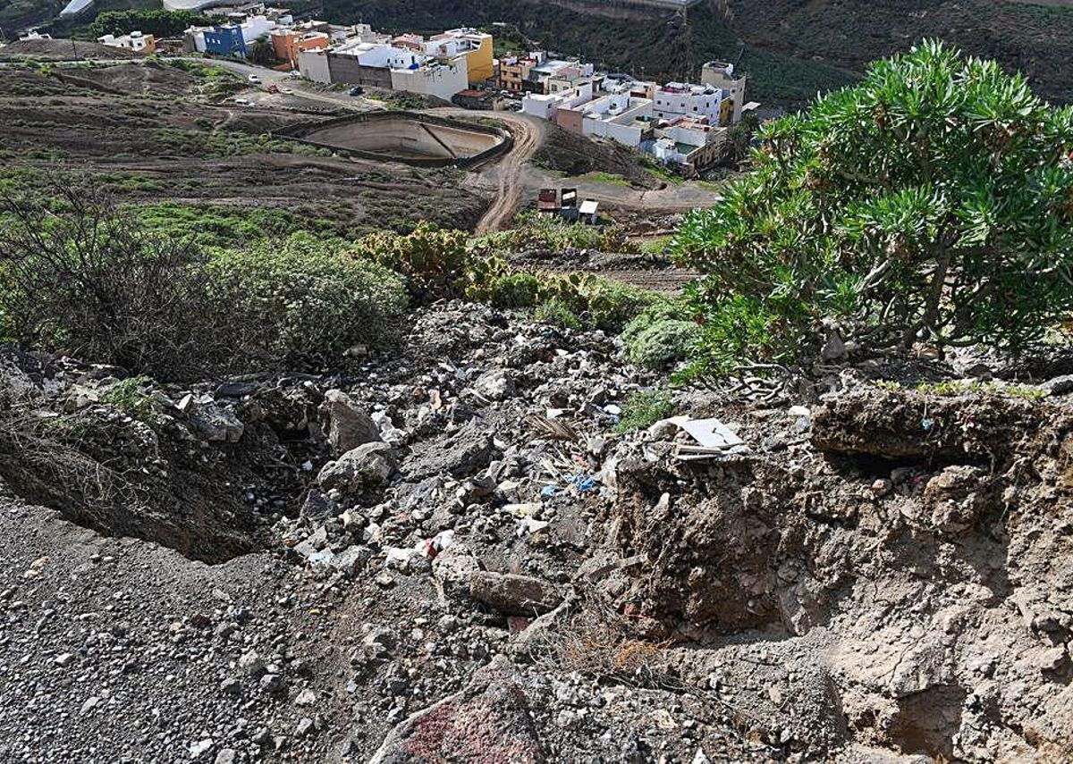 Vecinos de Ladera Alta reclaman la urbanización de sus calles