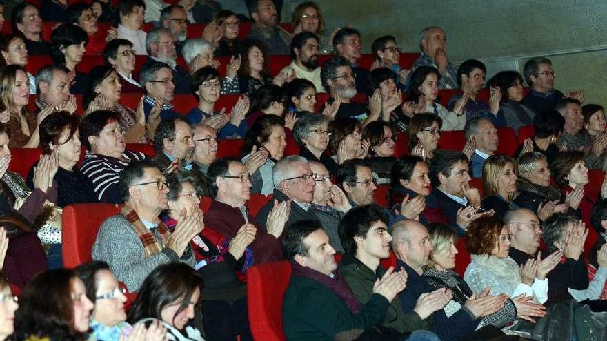 El público llenó el Pazo da Cultura para seguir el festival internacional. // Rafa Vázquez