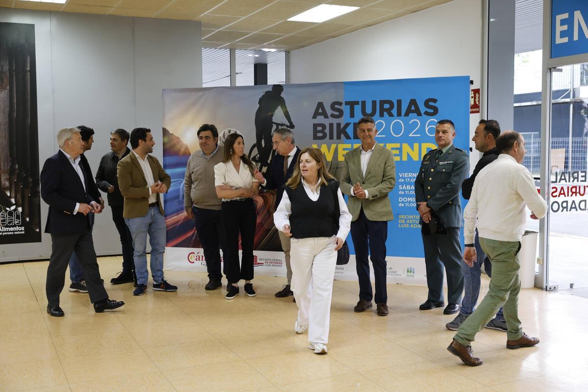 El inicio del "Asturias Bike Weekend" en Gijón, en imágenes