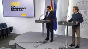 GRAF2931. MADRID, 08/05/2020.- Captura de la señal institucional de Moncloa.- El ministro de Sanidad, Salvador Illa (i), y el director del Centro de Coordinación de Alertas y Emergencias Sanitarias, Fernando Simón (d), durante la rueda de prensa que ofrece hoy viernes en el Palacio de La Moncloa, en Madrid. EFE/Moncloa ***SOLO USO EDITORIAL/NO VENTAS***