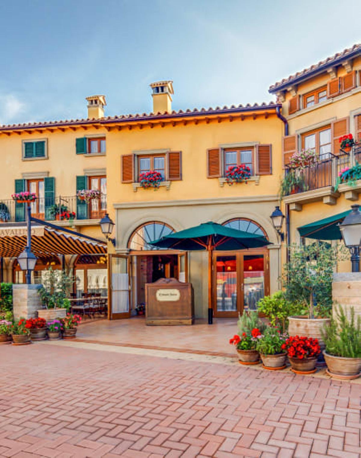 Trattoria Maranello, el restaurante en Ferrari Land donde viajarás a Italia... o a un museo de Ferrari
