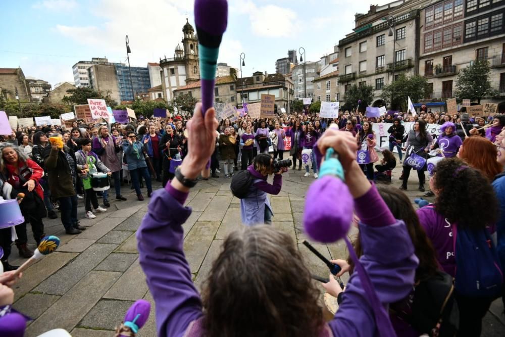 Una multitudinaria manifestación que recorrió la ciudad durante más de una hora denuncia los feminicidios y recuerda que "sin cuidados, no hay vida".