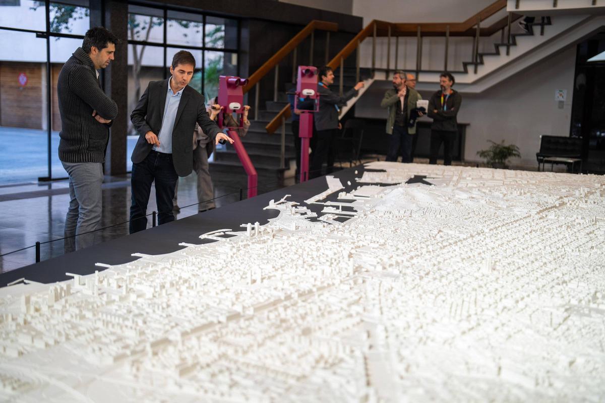 Presentación de la nueva maqueta del Pla de Barcelona 2026–2035.