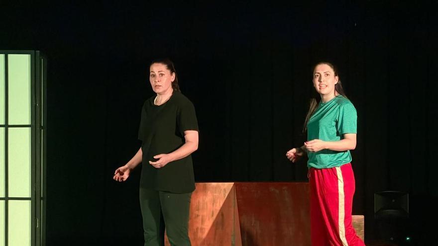 Lucrecia vuelve a reclamar su voz dos mil años después: así son los ensayos en Oviedo de estar gran obra de teatro
