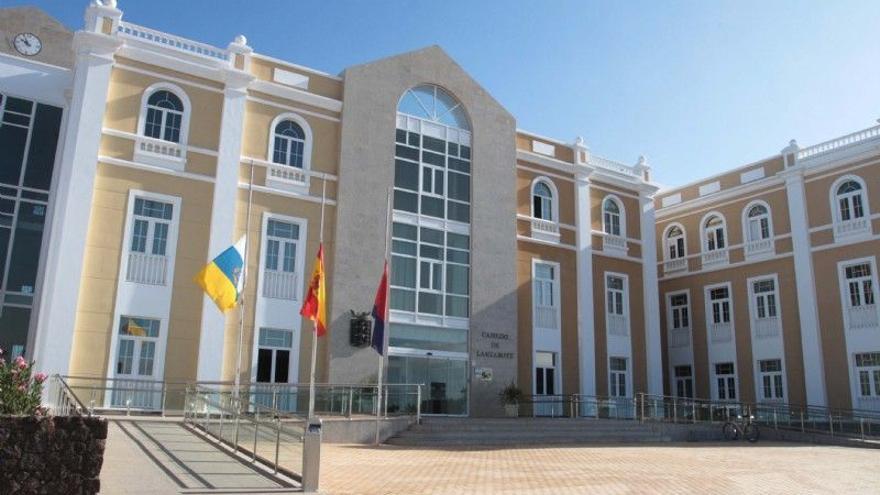 Lanzarote cierra instalaciones deportivas, de ocio y culturales con el fin de proteger la salud pública