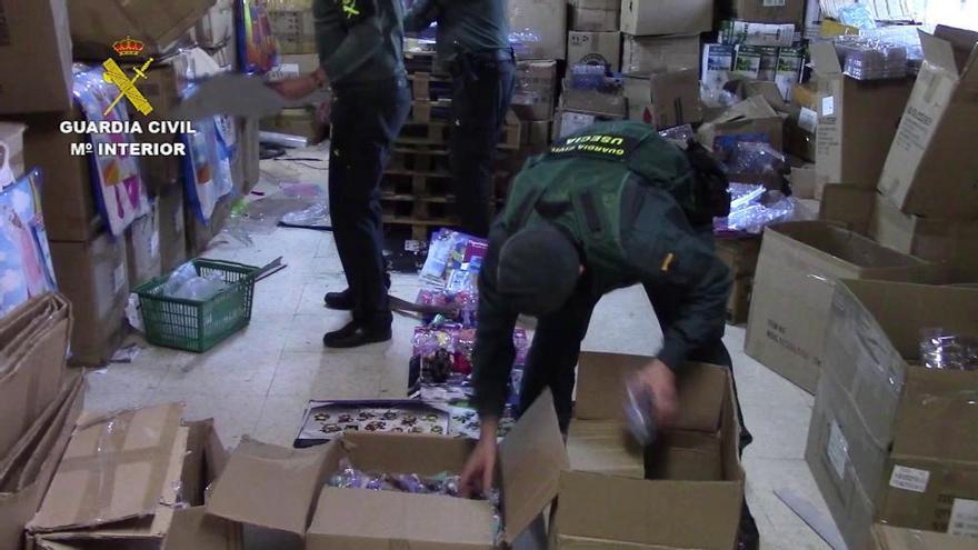 Intervenidos 30.000 juguetes falsificados en Murcia