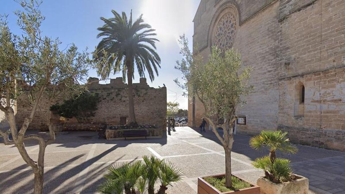 Imagen de la Plaça Jaume Ques, que será un espacio sin humo.