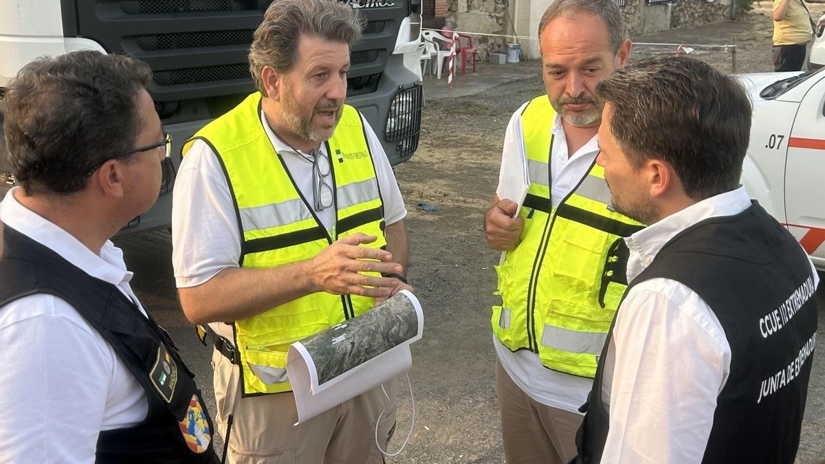 Alemania enviará 60 bomberos y 20 vehículos y Eslovaquia un helicóptero para luchar contra el fuego en Jarilla