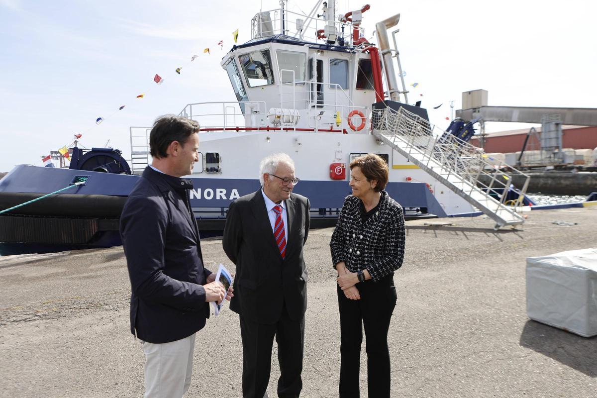 El amadrinamiento del "RG Nora" en el Puerto de Gijón, en imágenes El amadrinamiento del "RG Nora" en el Puerto de Gijón, en imágenes