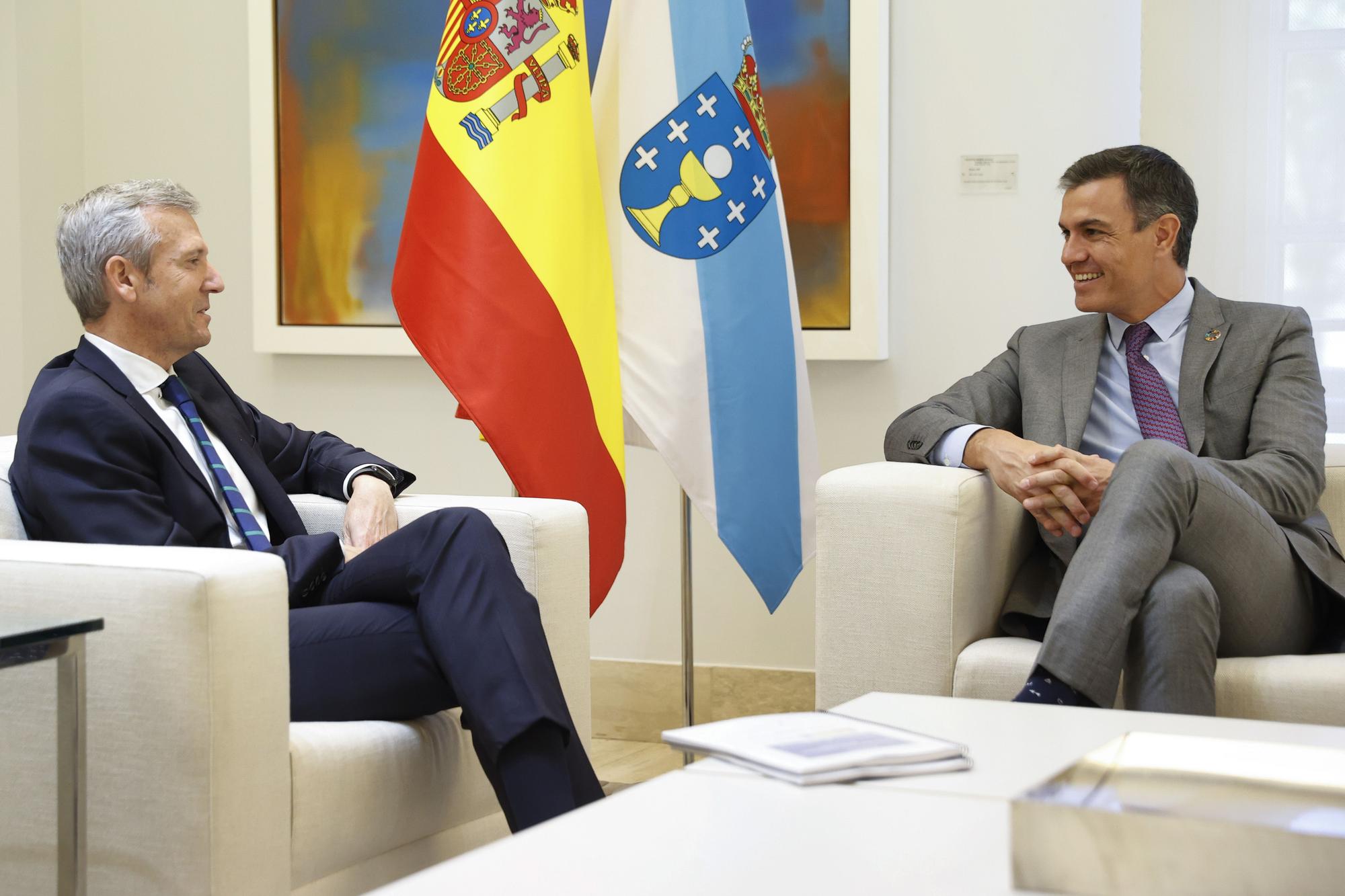 Pedro Sánchez y Alfonso Rueda en su encuentro en Moncloa.